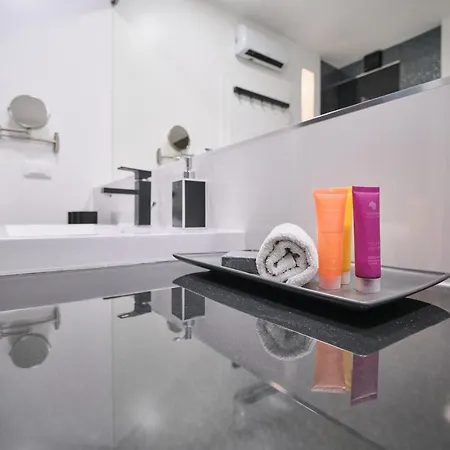Dreamarthome Apartment