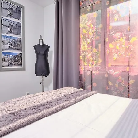 Dreamarthome Apartment Split